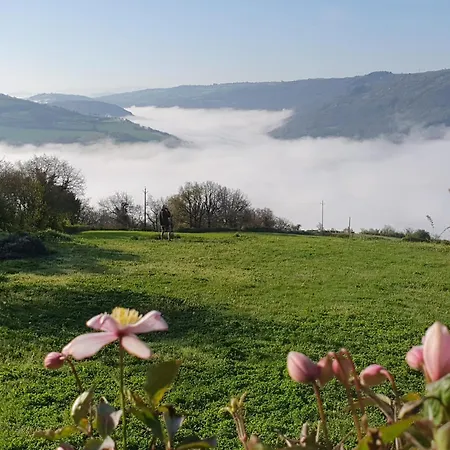 بيت للعطل La Colline Du Perche